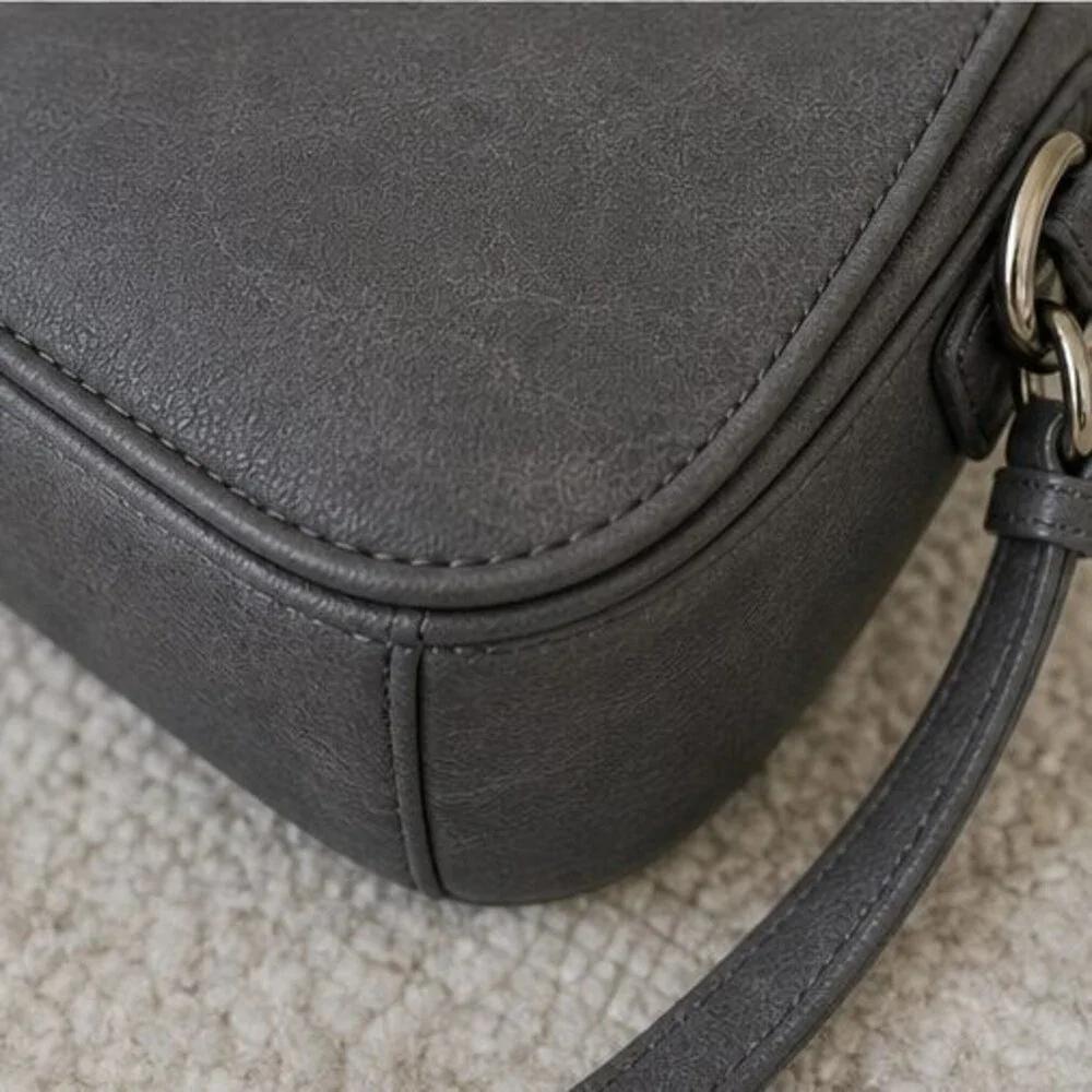 Gucci Small Neo Vintage Crossbody Camera Purse in GG Supreme Canvas